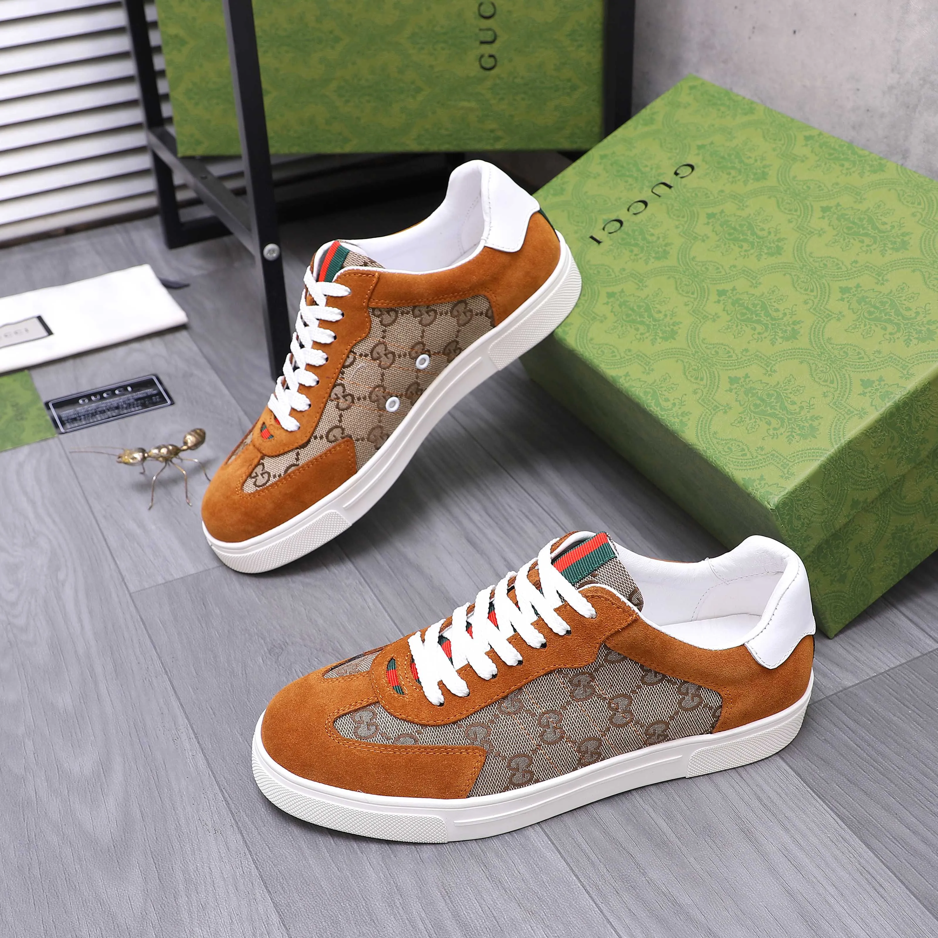 Men's shoes 💰p400 Product trademark: GUCCI "Gucci" casual lace-up men's shoes Regular size: 38-45 (45 is custom-made and non-returnable) Product materials: Selected classic woven stitching frosted cowhide upper, pigskin lining, original rubber outsole